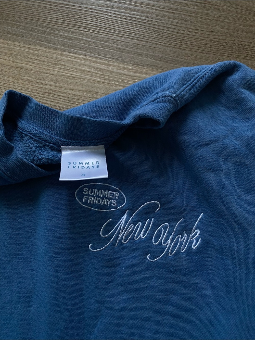 summer fridays sweatshirt size medium